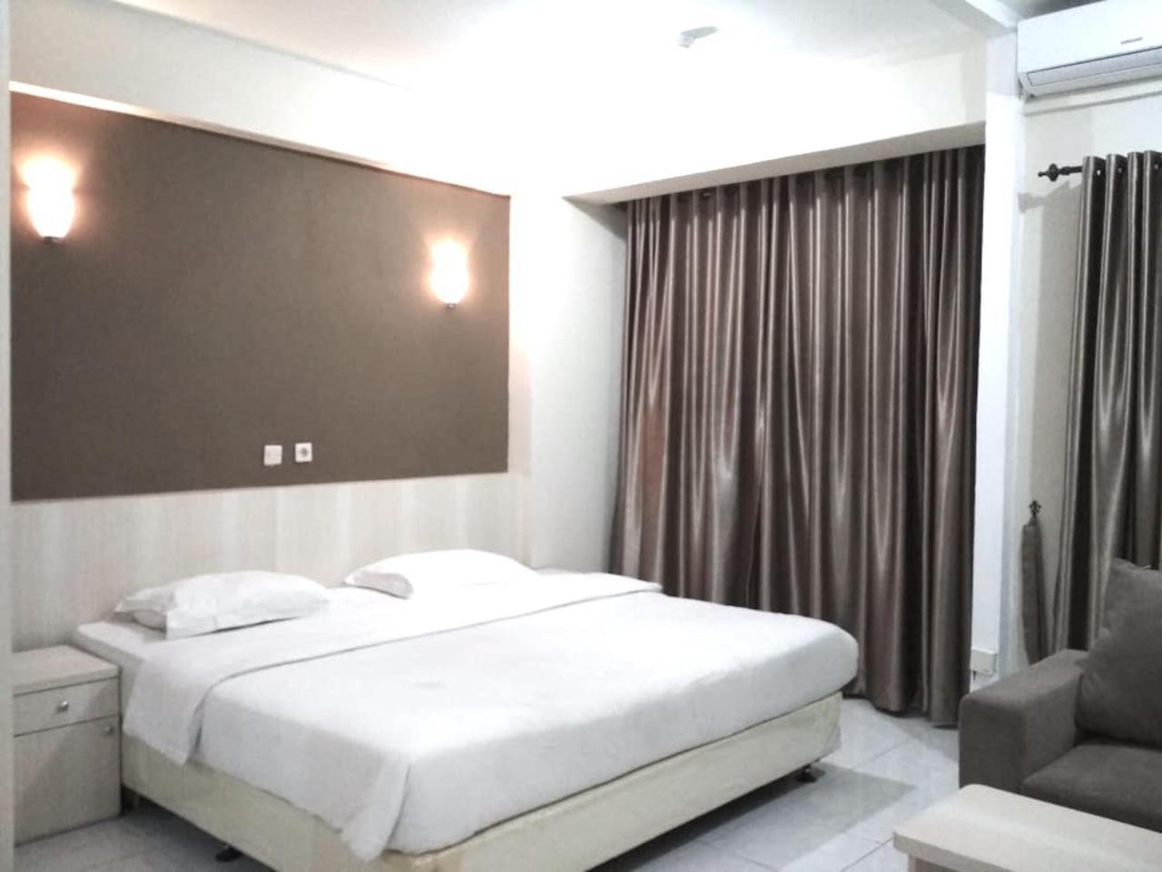 Myrooms Bekasi Exterior foto